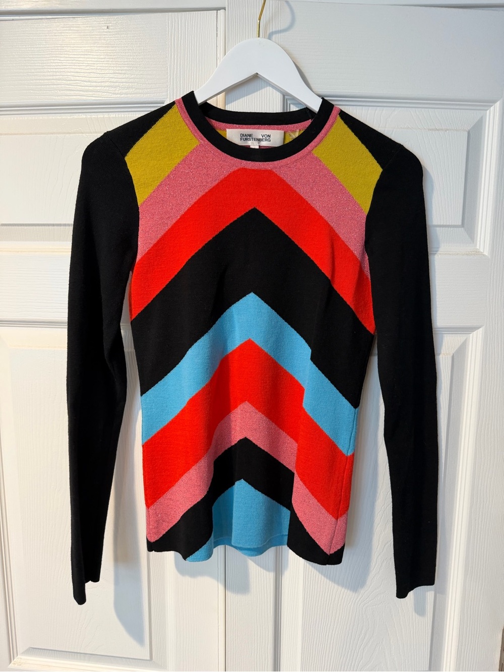 Diane von Furstenberg Black Chevron Stripe Crewneck Sweater